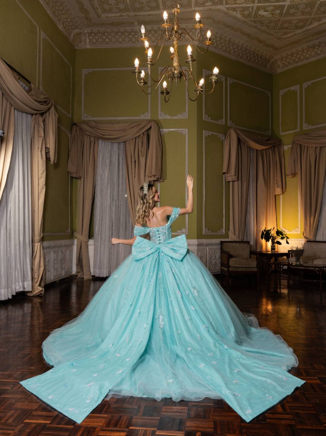 Vestido de quinceañera color aqua